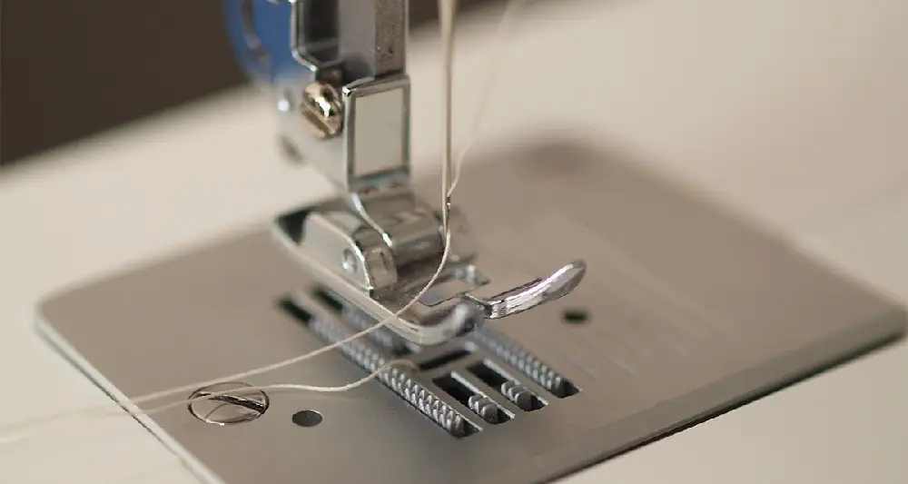 استفاده از نخ نامناسب و بی کیفیت